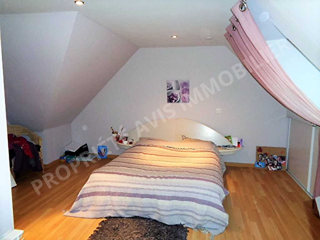 Contemporaine QUINTIN 4 Chambres vie de plain pied
