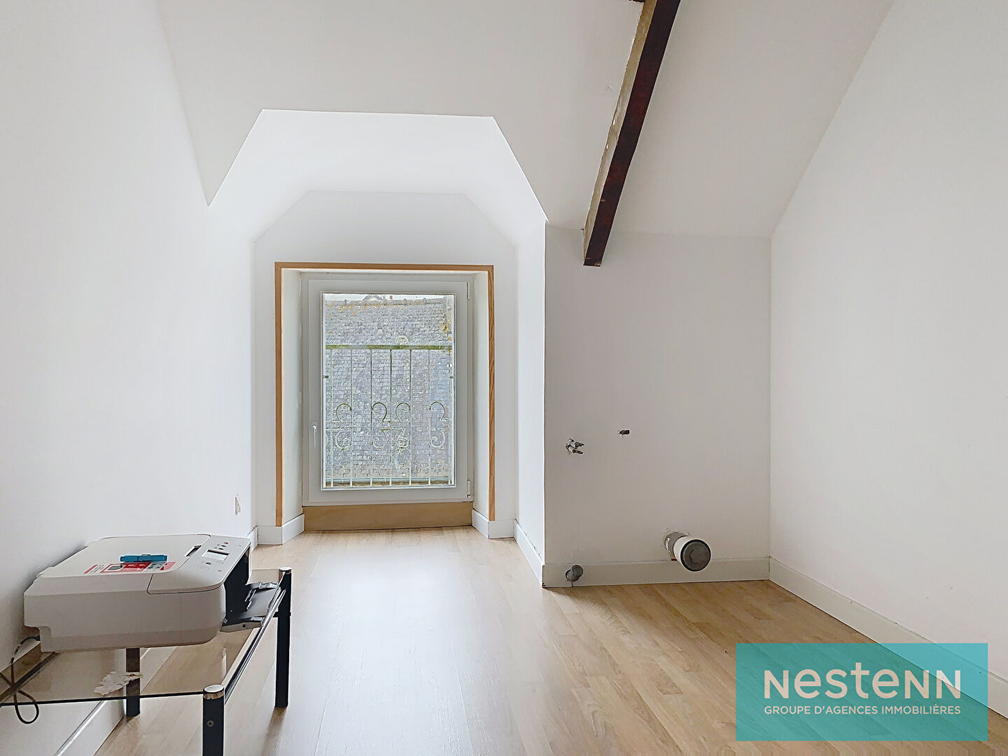 Maison  2 chambres / 693 m² de terrain / En plein coeur du bourg d'Hénon