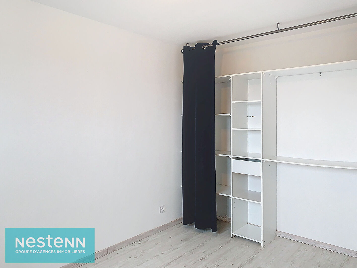 Maison plein centre Saint Donan de 120 m2, 4 chambres, beaux volumes