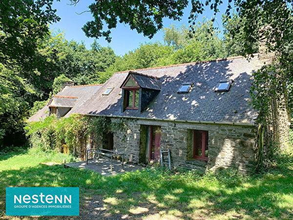 Vente par agence immobiliere à Uzel (22460)