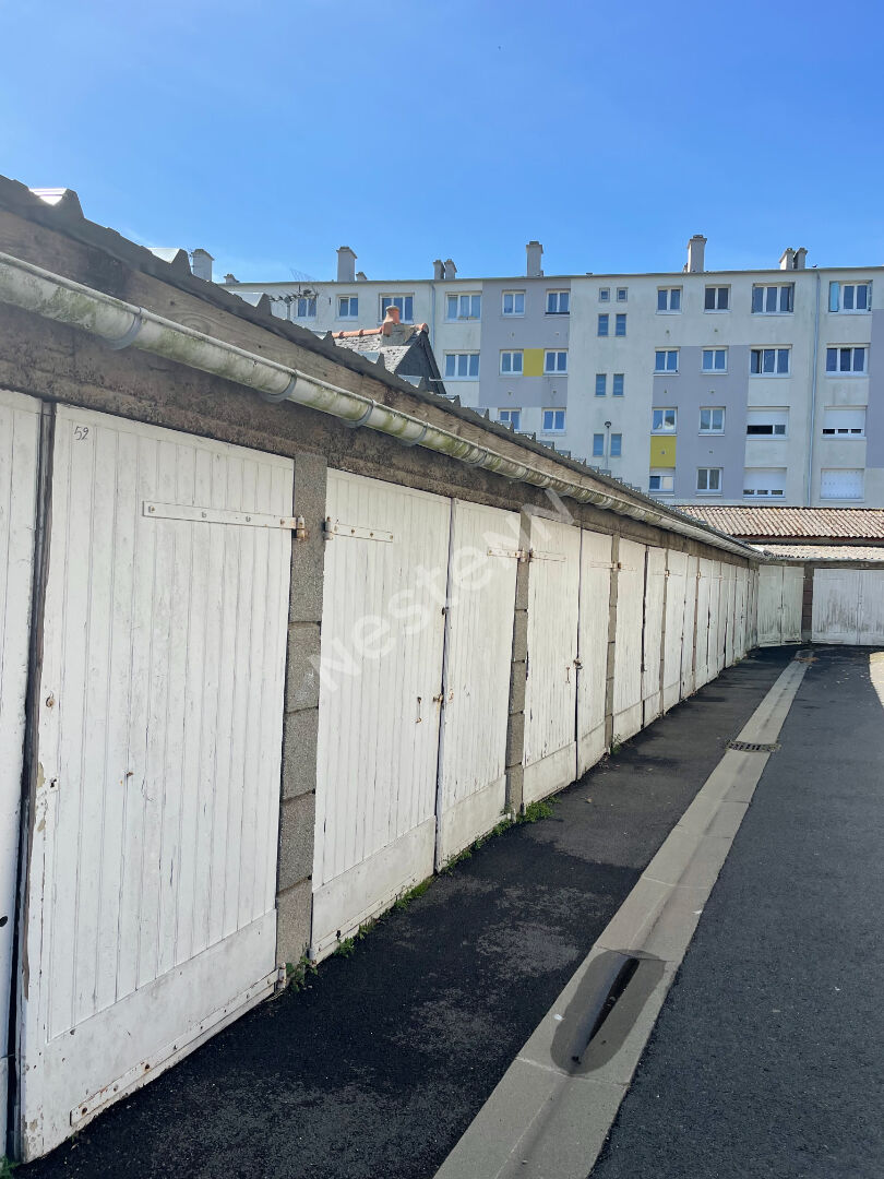 Parking / box Saint Brieuc 15 m2