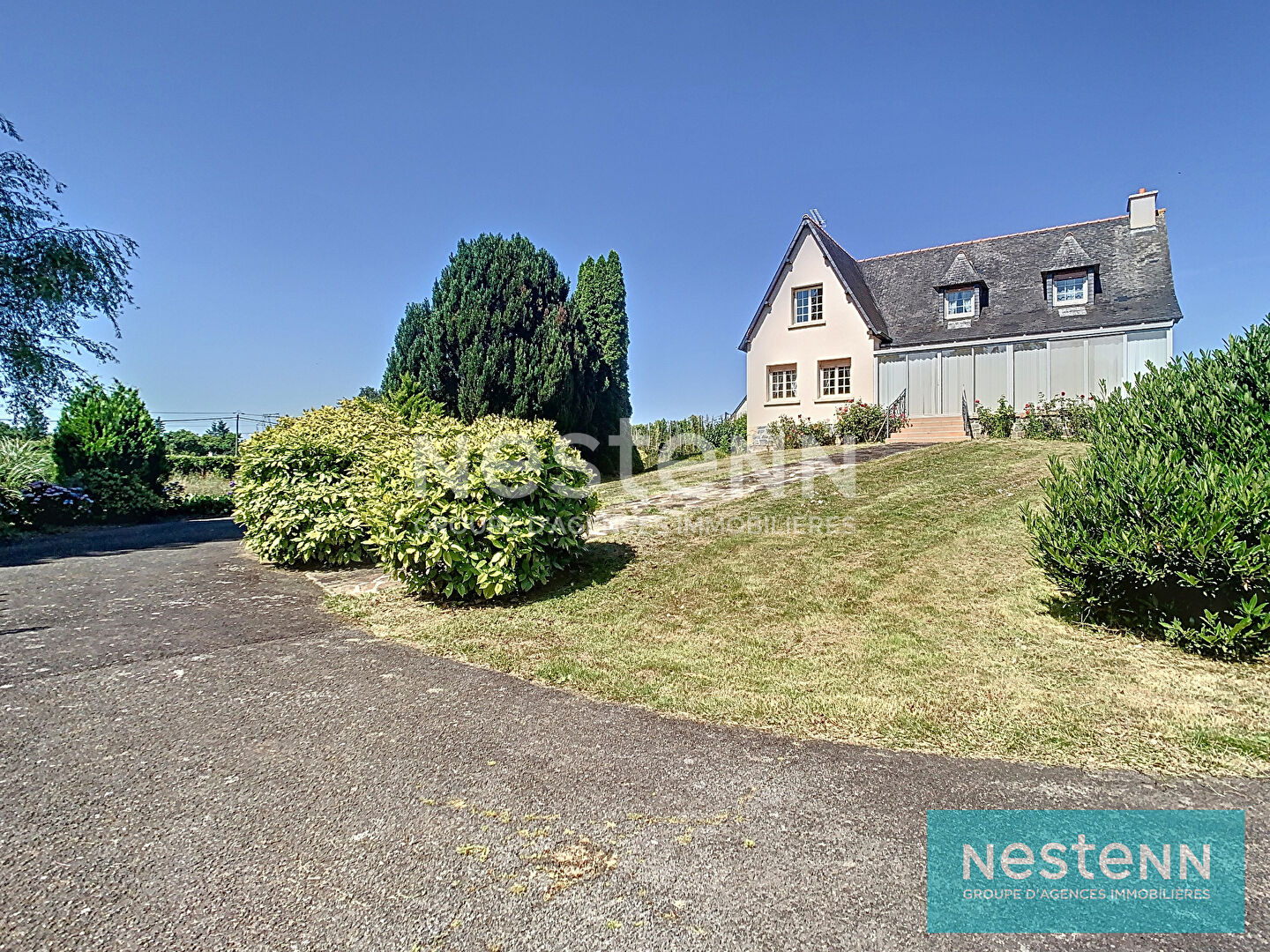 Maison quatre chambres sur 2700m² de terrain à 15 min de Saint Brieuc