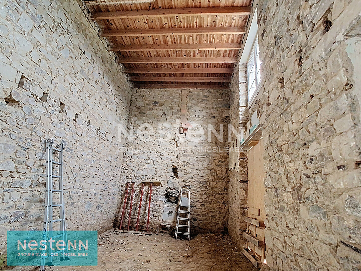 Propriété de caractère à rénover. Vue imprenable & environnement d'exception à Saint-Donan !