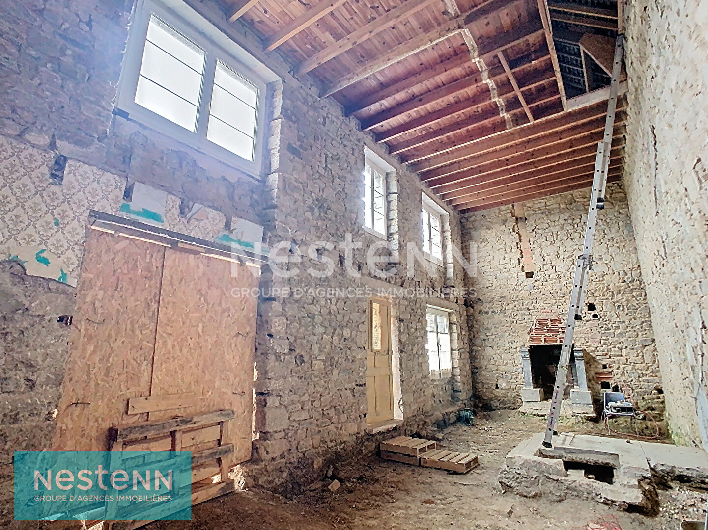 Propriété de caractère à rénover. Vue imprenable & environnement d'exception à Saint-Donan !