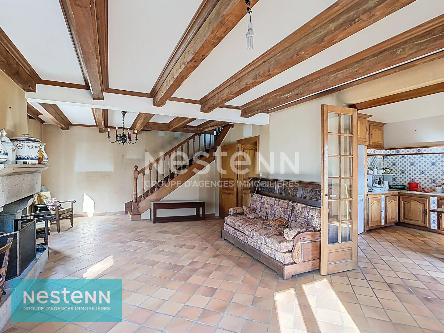VENTE SAINT-DONAN, Grande maison familiale 5 chambres, vivable de plain-pied, proche centre bourg