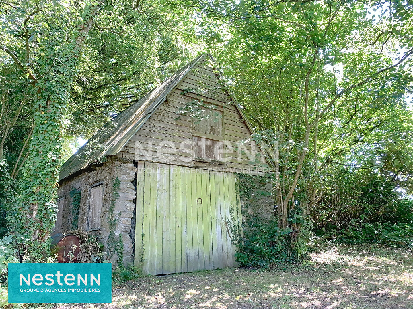 À VENDRE Havre de paix aux portes de la forêt de l'Hermitage