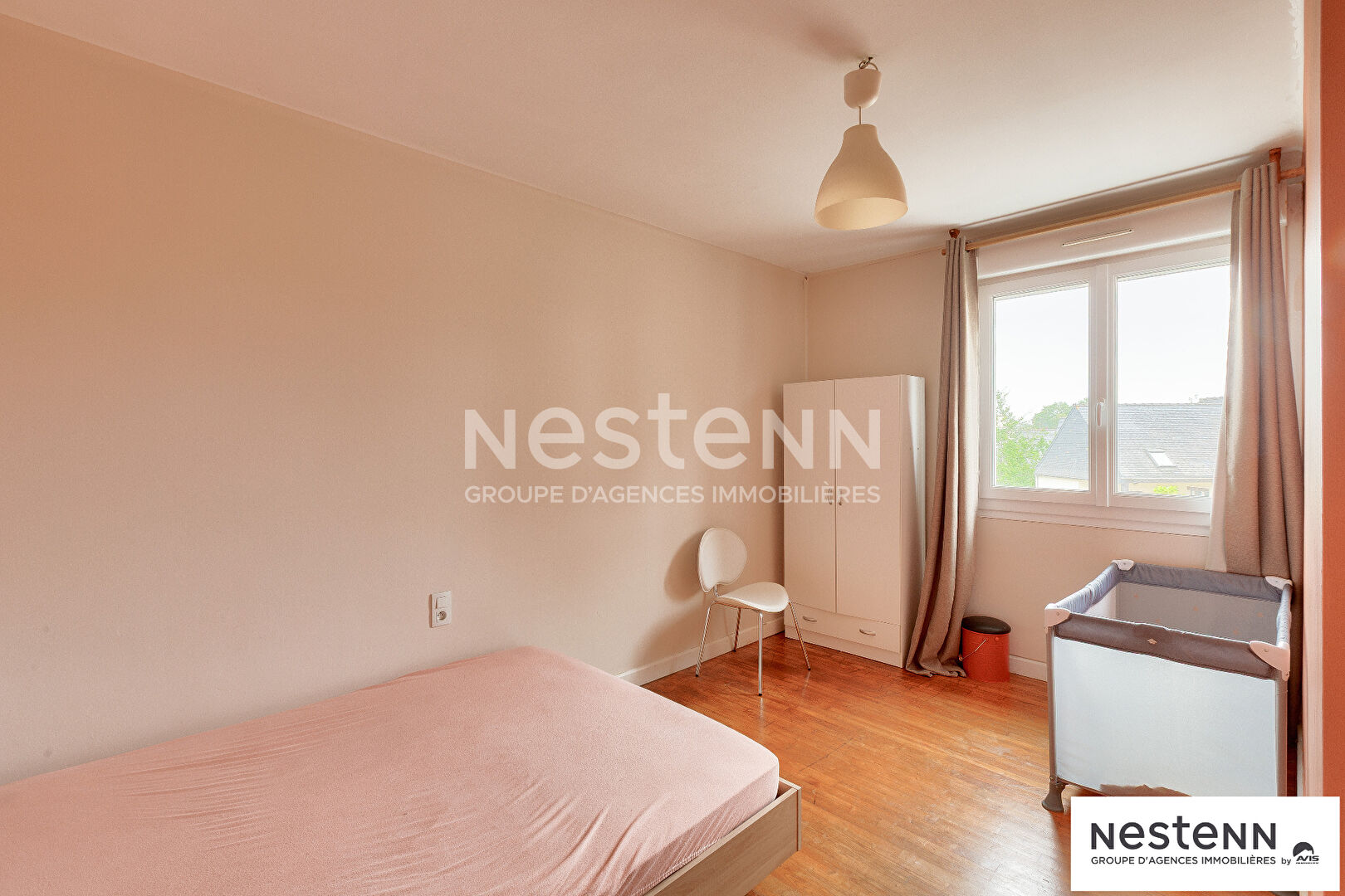 Spécial investisseur, Maison 4 chambres louée, plein centre de Saint-Julien