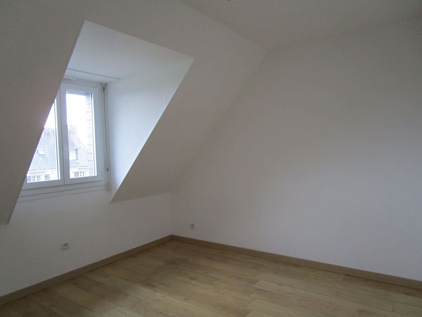 A LOUER - Maison de 6 pièces à Ploërmel (56800)