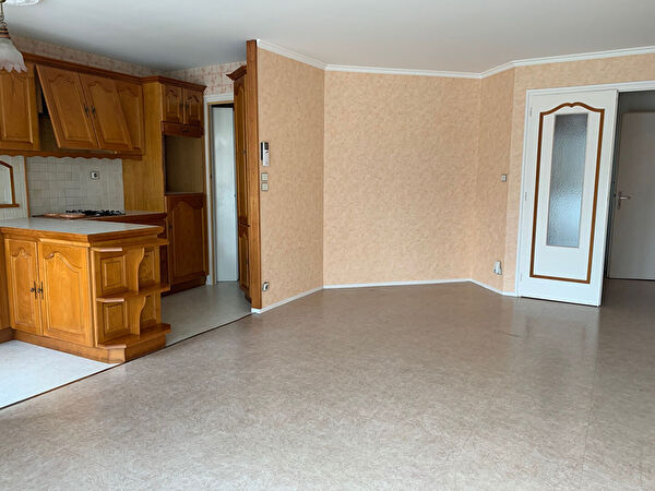 Location appartement à Monterrein (56800)