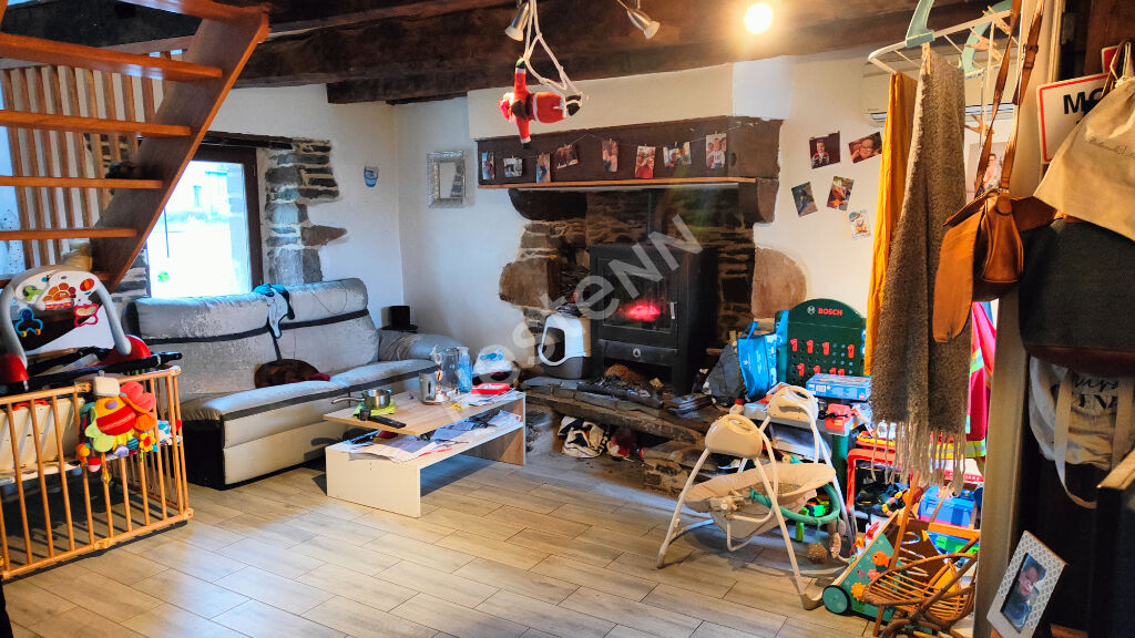 Maison 3 pièces à Neant S/Yvel  (56430)