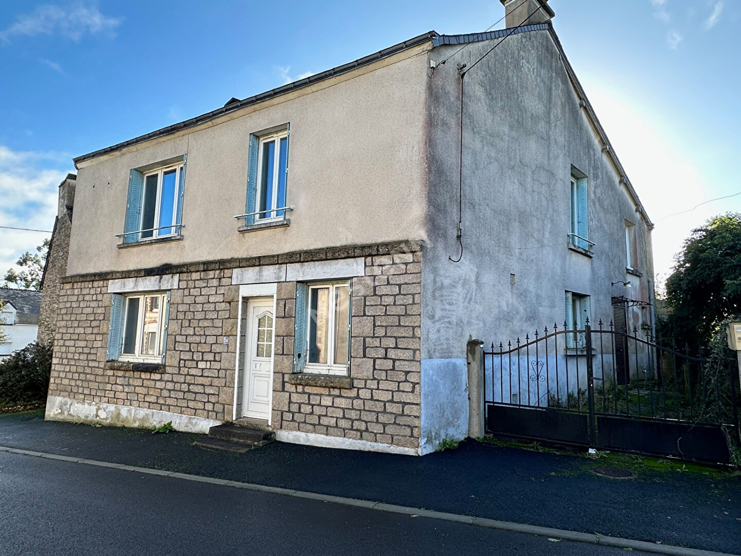 Maison à rénover à Loyat (56800)