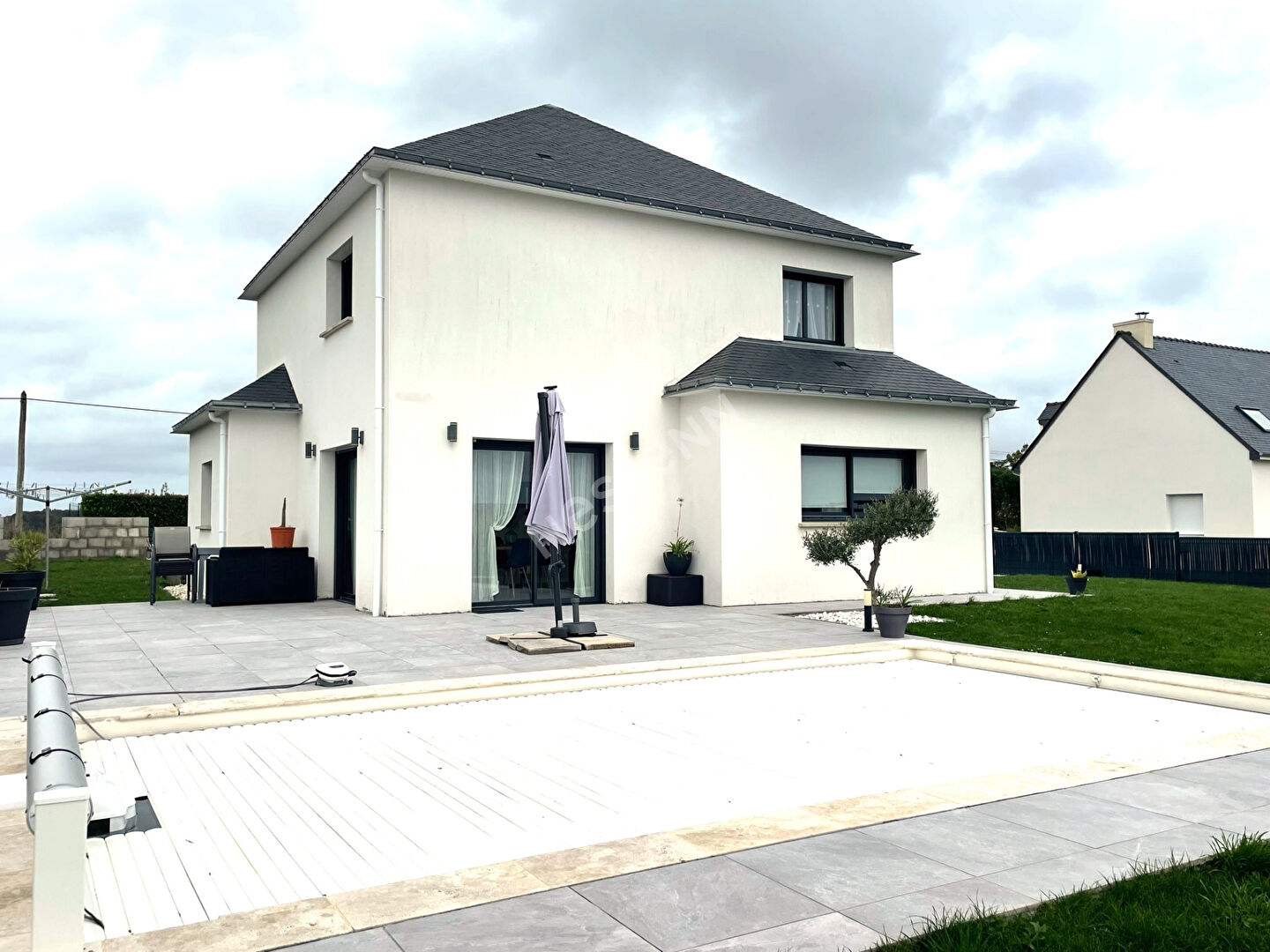 Maison récente de 6 pièces à Loyat (56800)