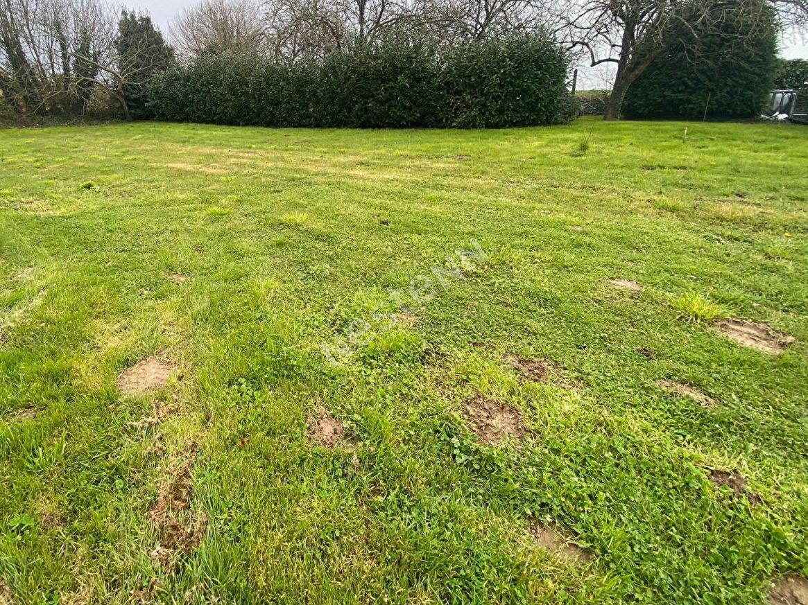 Terrain à bâtir de 1026 m² à Ploërmel (56800)