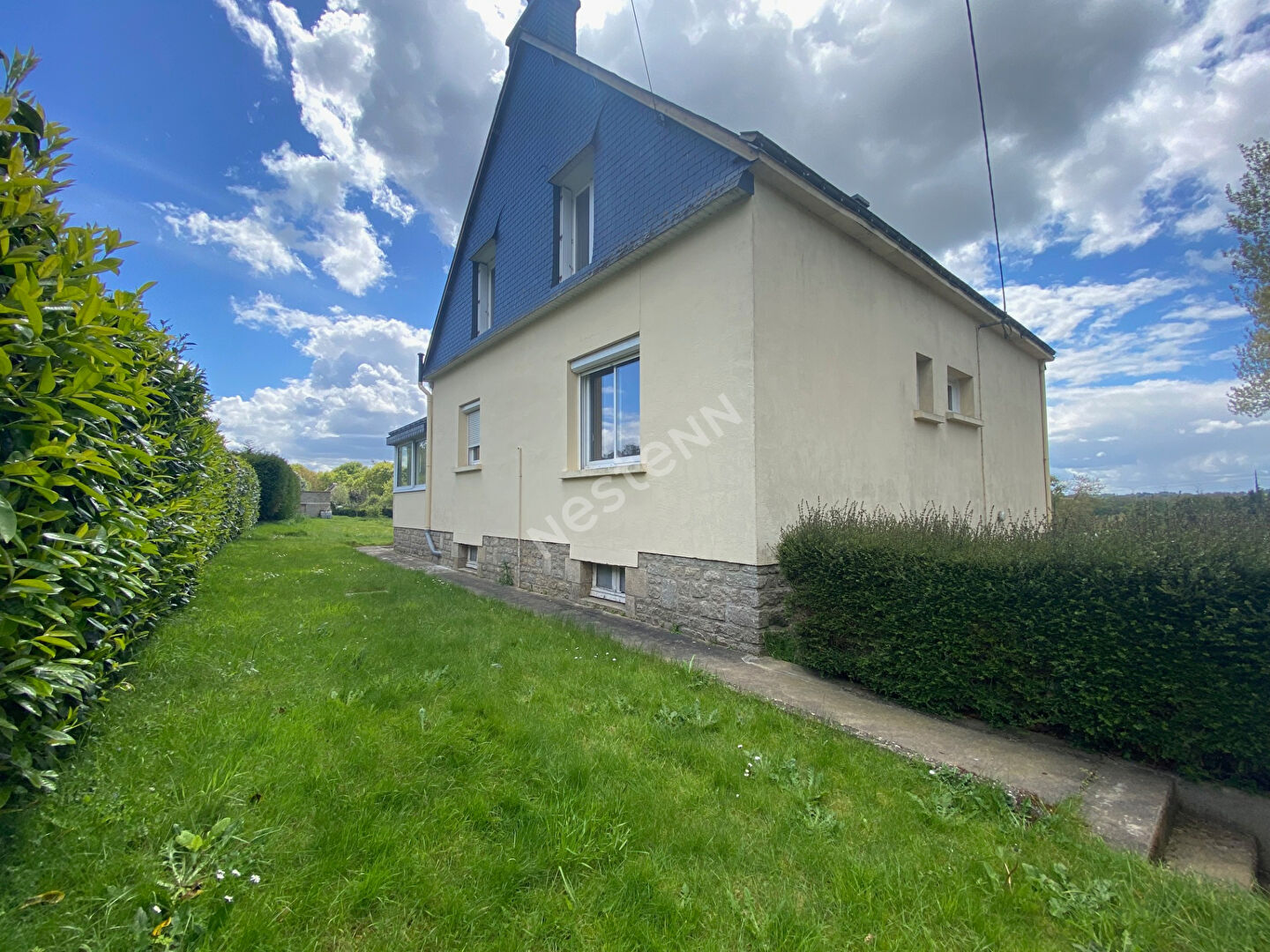 Maison de 5 pièces à Les Forges de Lanouee (56120)