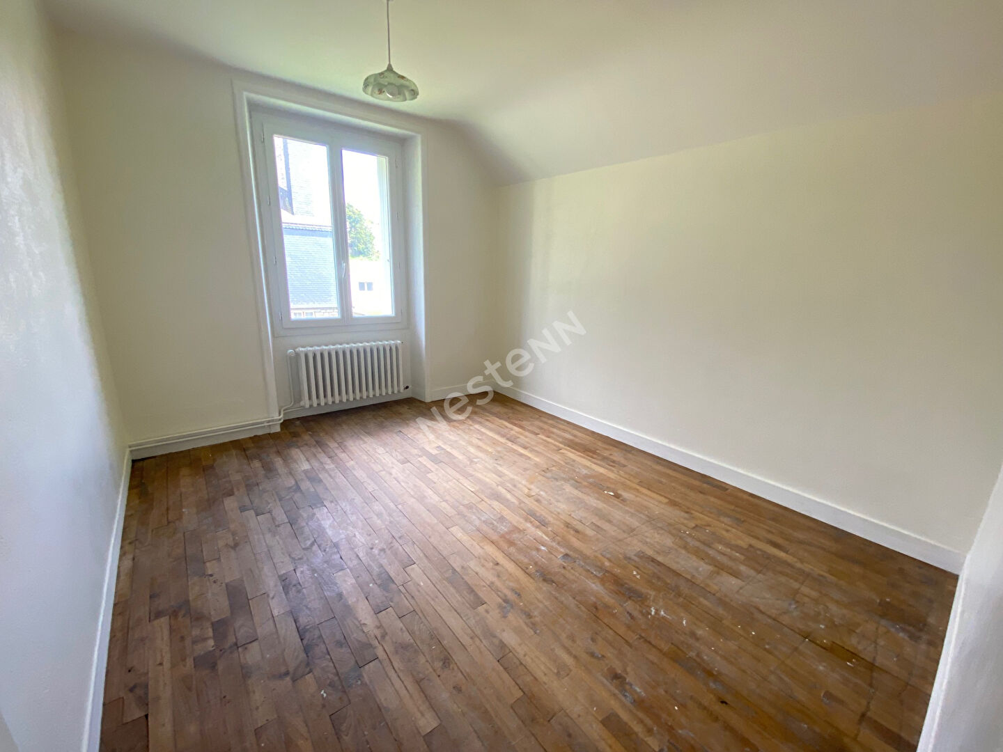 Maison de 5 pièces à Les Forges de Lanouee (56120)