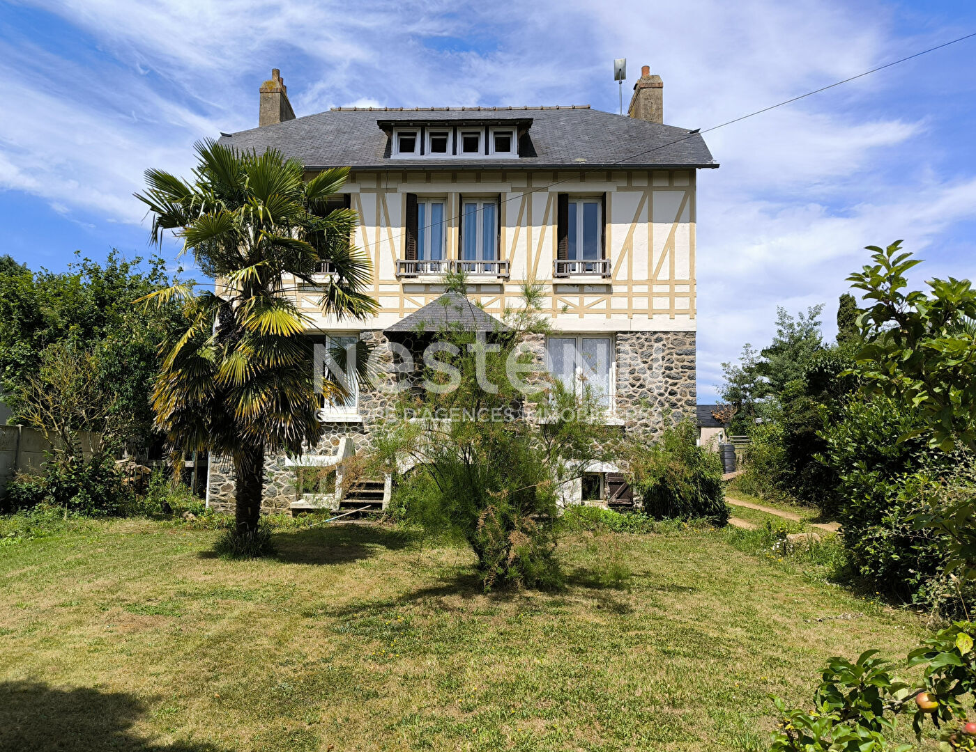 Maison familiale à Pléguien 6 pièces 112.23 m2