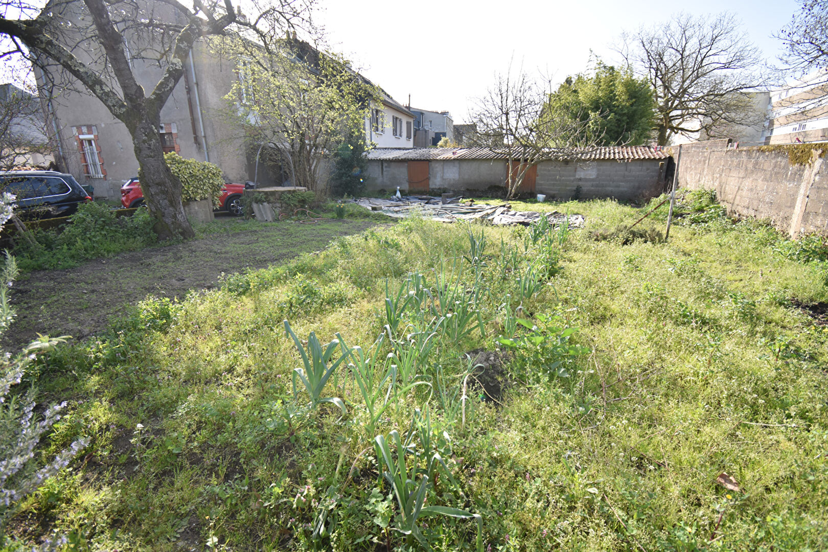 TERRAIN CONSTRUCTIBLE D'ENVIRON 261M² SITUÉ QUARTIER CHANTENAY A NANTES