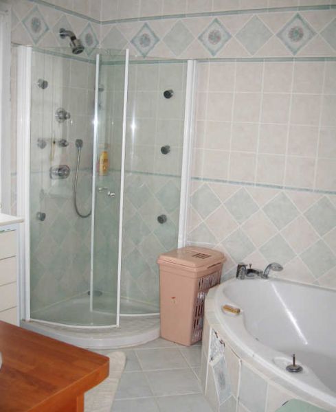 MAISON INDIVIDUELLE MAGNY LES HAMEAUX - 6 pièce(s) - 145 m2