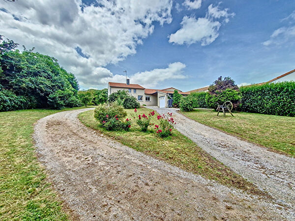 Vente maison traditionnelle à Verrieres en anjou (49480)