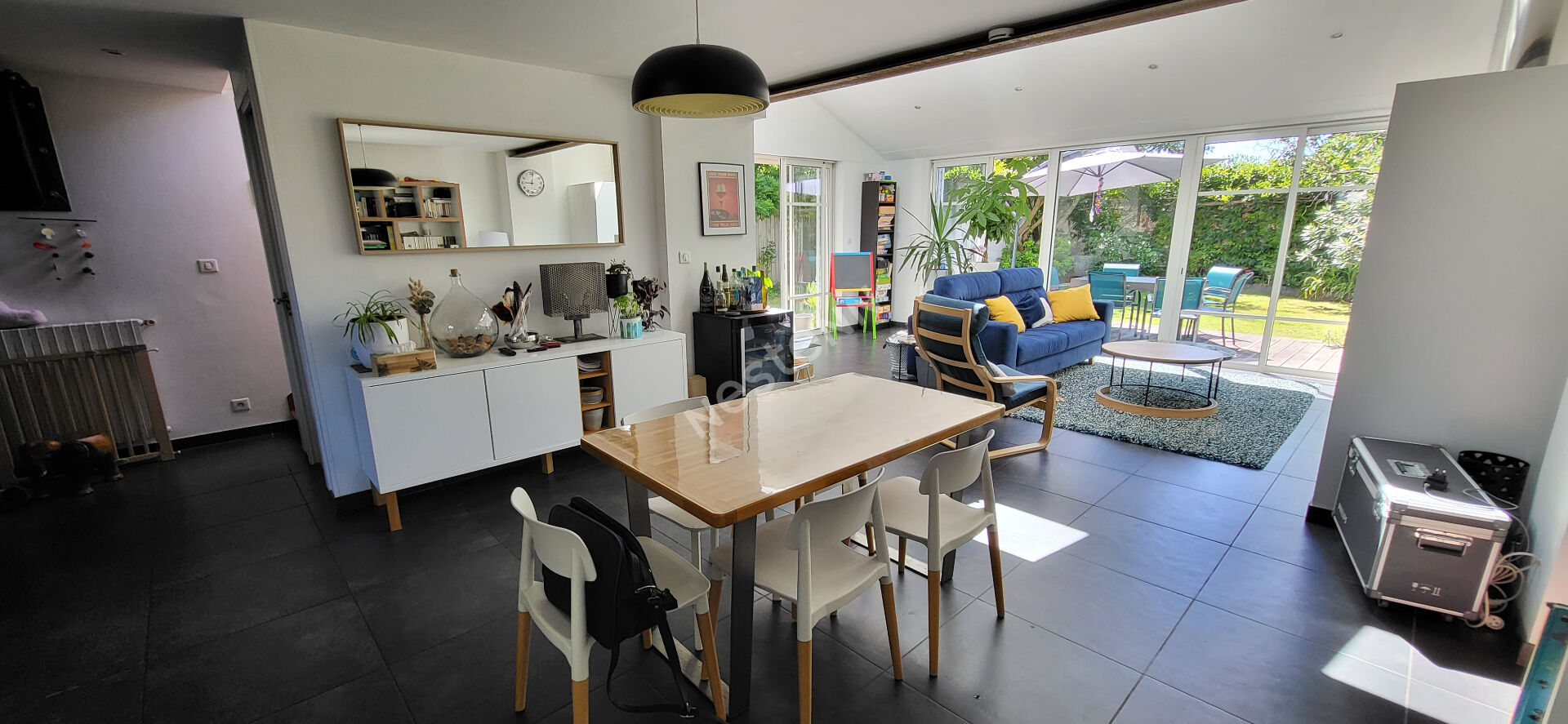 Orvault Praudière / Mulonnière : A Louer ! Belle maison familiale 3 chambres + suite parentale. Proche école et commerces du Bout des Pavés et des transports.