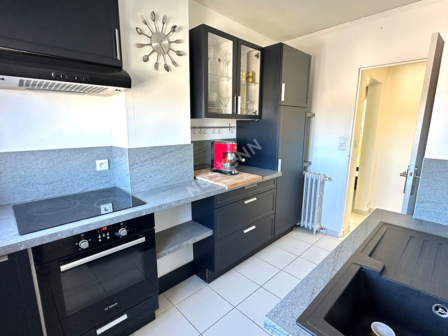 Nantes Bout des Pavés :  Appartement à vendre T3, 2 chambres, proche lignes bus  et commerces. Entièrement rénové.
