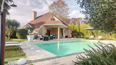 Vente par agence immobiliere à Tarbes (65000)