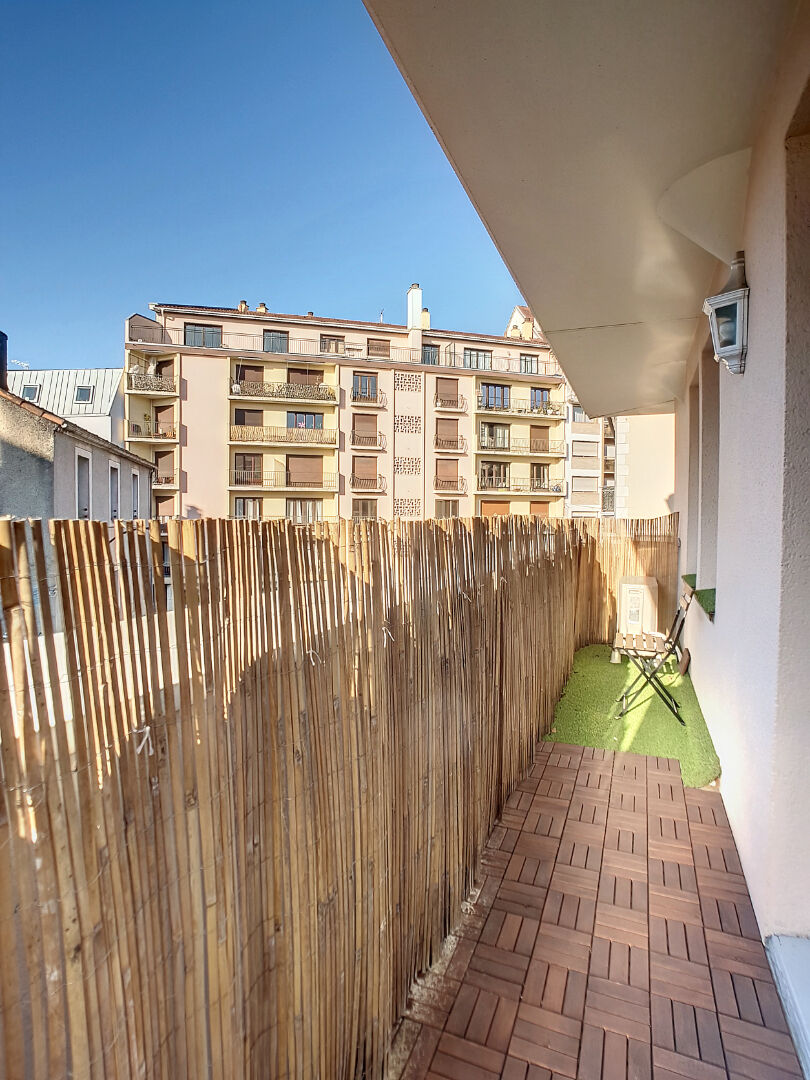 A LOUER APPARTEMENT T4 DE 81.50 m2 AVEC BALCON ET GARAGE