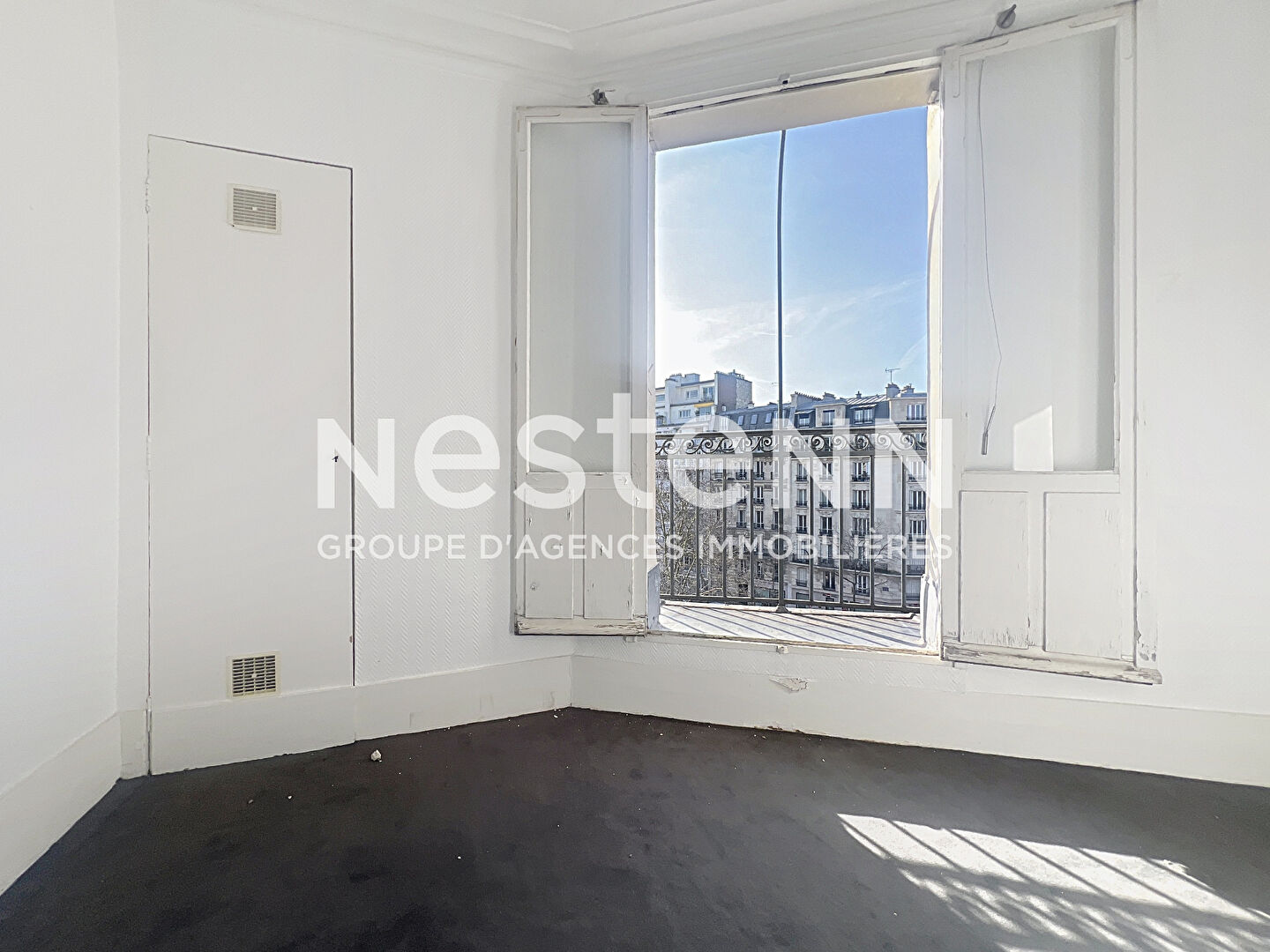 Exclusivité Nestenn - Paris 16 - Auteuil / Michel-Ange Molitor - Étage élevé avec ascenseur - Balcon - Cave