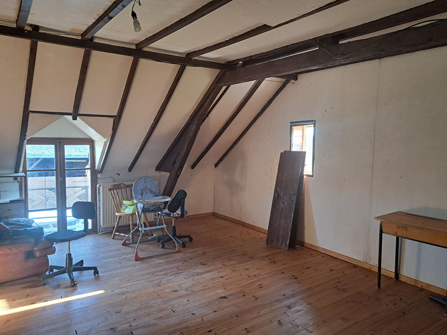 JOLIE MAISON RENOVEE EN CAMPAGNE DANS VILLAGE AVEC COMMODITES