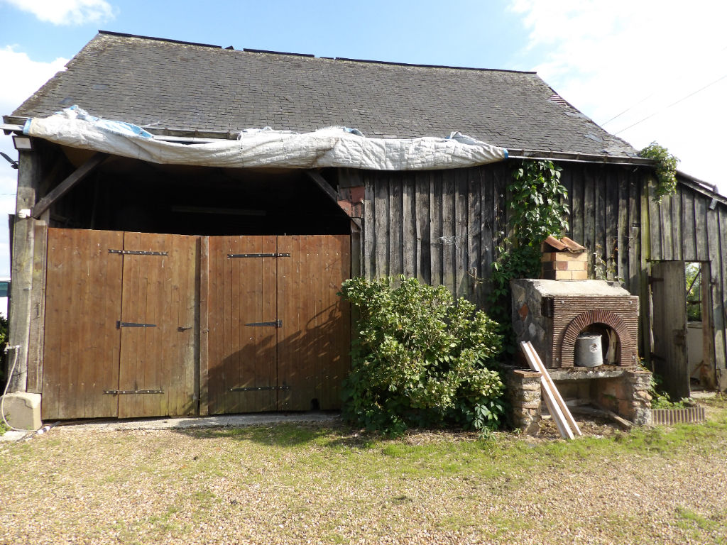JOLIE MAISON RENOVEE EN CAMPAGNE DANS VILLAGE AVEC COMMODITES
