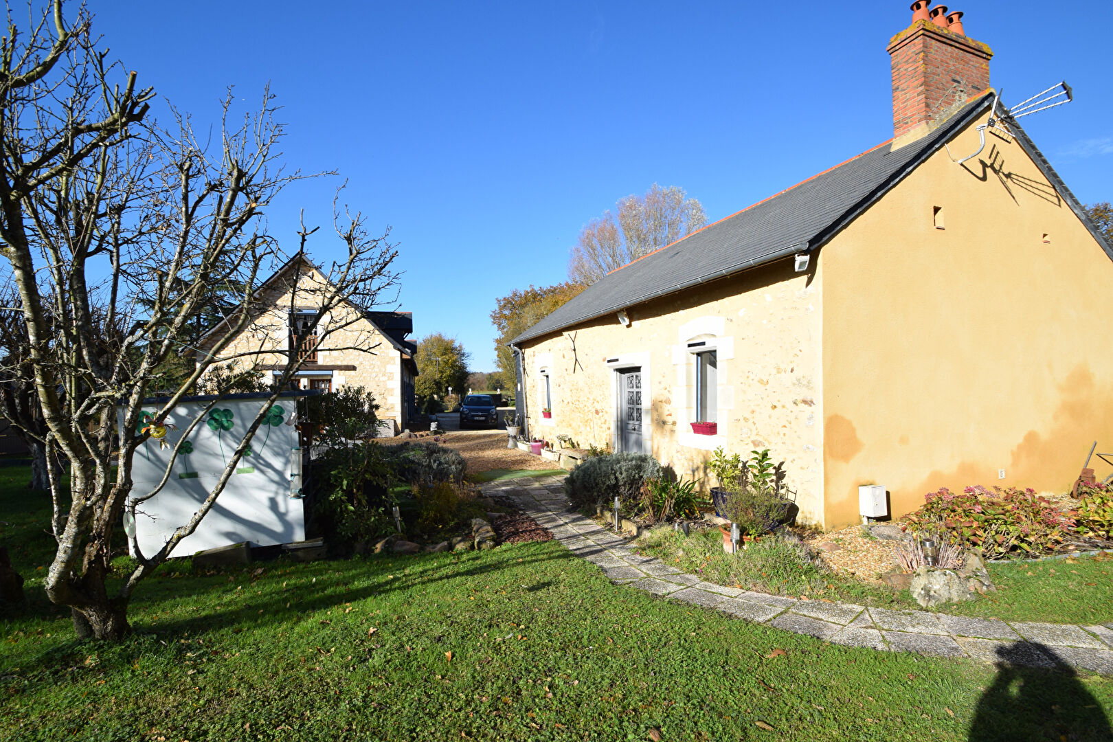 Maison ancienne type Longère à 30 km d'Angers de plus de 160 m2 en campagne de l'anjou