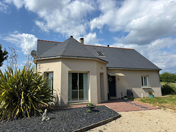 Vente maison terrasse aux hauts d anjou (49330)
