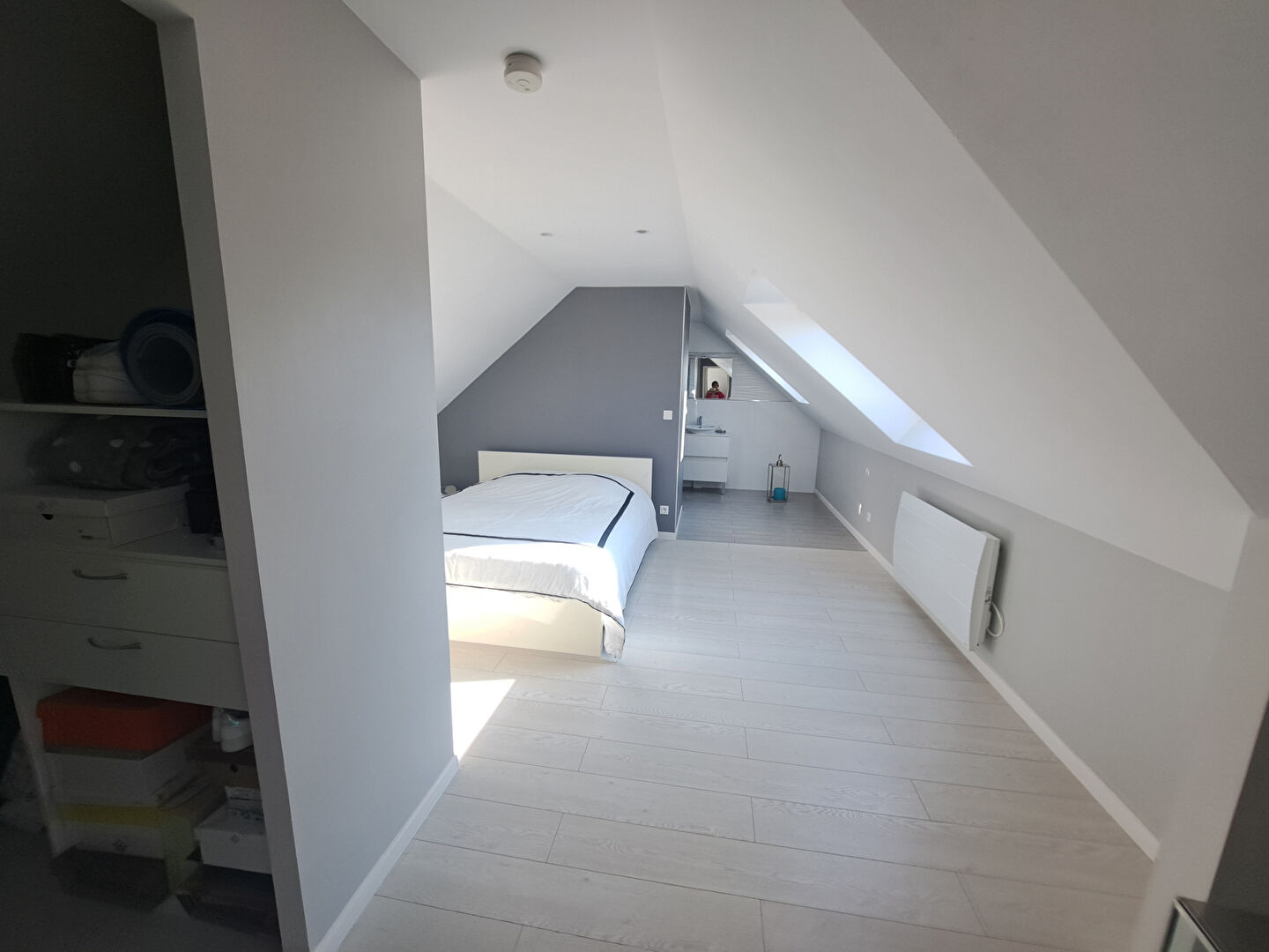 A VENDRE - BEAU PAVILLON A CROSMIERES