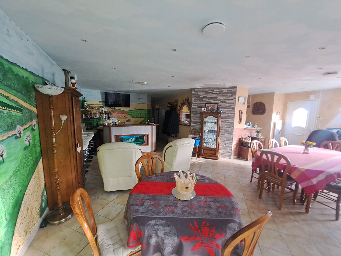 A VENDRE  : MAISON PLAIN-PIED A VILLAINES SOUS MALICORNE
