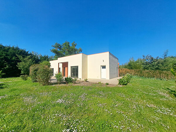 Vente maison contemporaine à Villaines sous malicorne (72270)