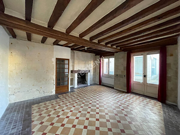 Vente maison cheminée aux hauts d anjou (49330)