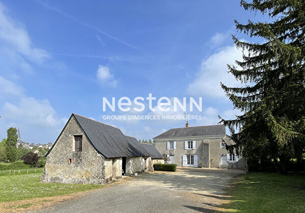 Vente maison piscine à Savigne sous le lude (72800)