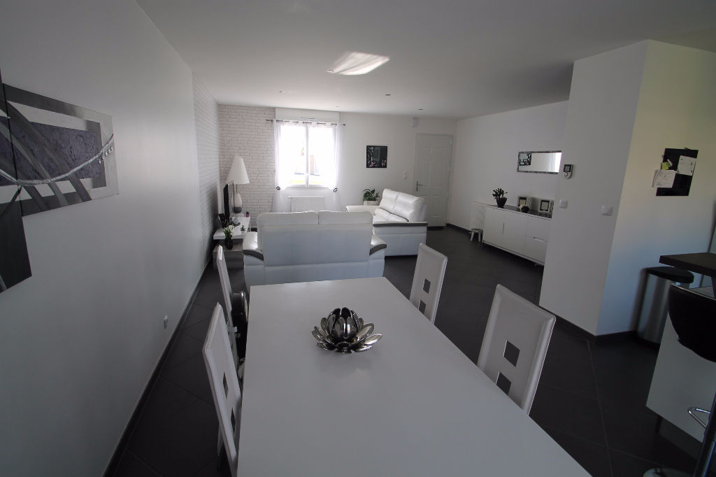 Maison Montreuil Sur Loir 5 pièce(s) 90.36 m2