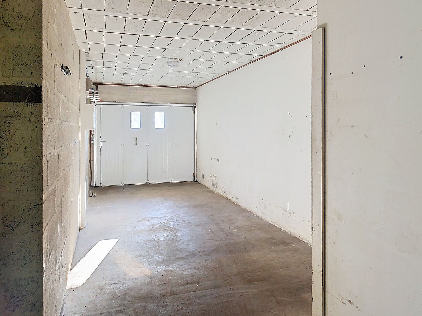 Maison pleine de potentielle dans le centre de Châteauneuf sur Sarthe