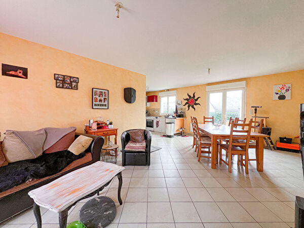 Vente maison plain pied aux hauts d anjou (49330)