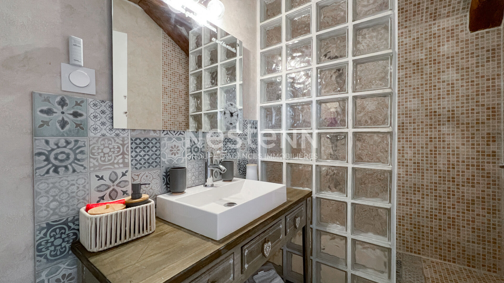 Demeure de prestige avec activité de gîte