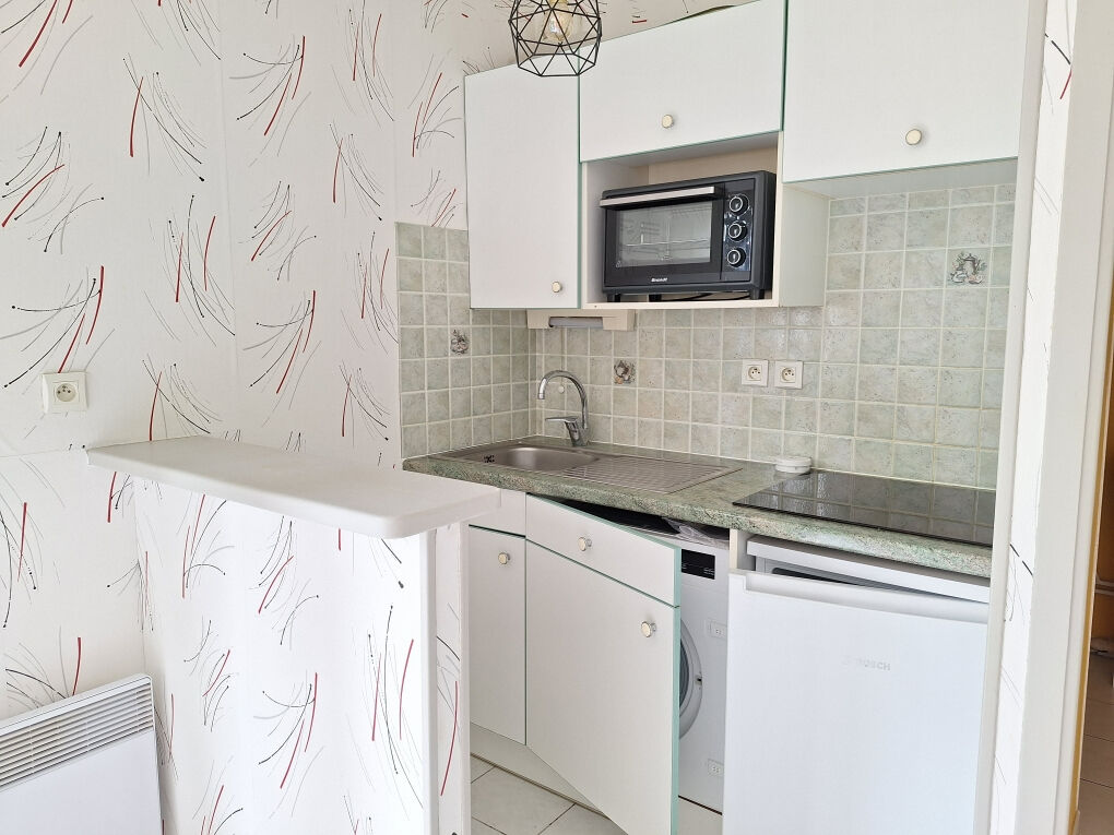 SAINT -MALO STUDIO EN RESIDENCE  AVEC PLACE DE PARKING - LIBRE