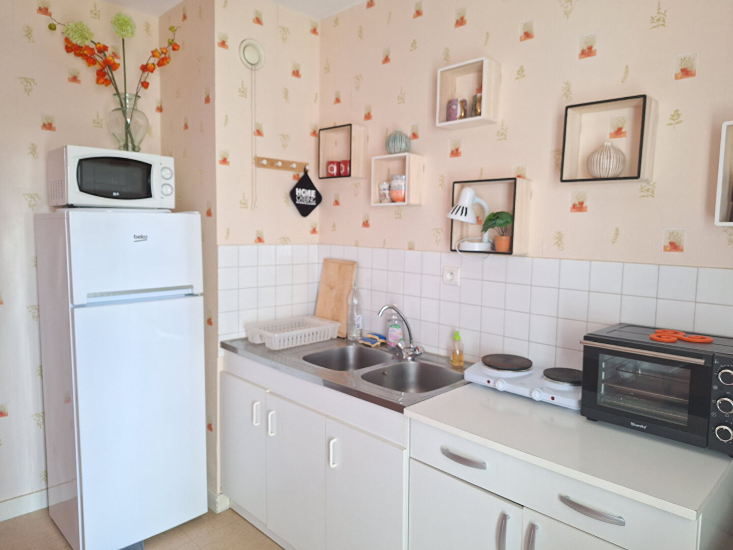 LOCATION ETUDIANTE SAINT MALO  PROCHE SAINT SERVAN Appartement  T2 meublé avec balcon, parking en sous-sol