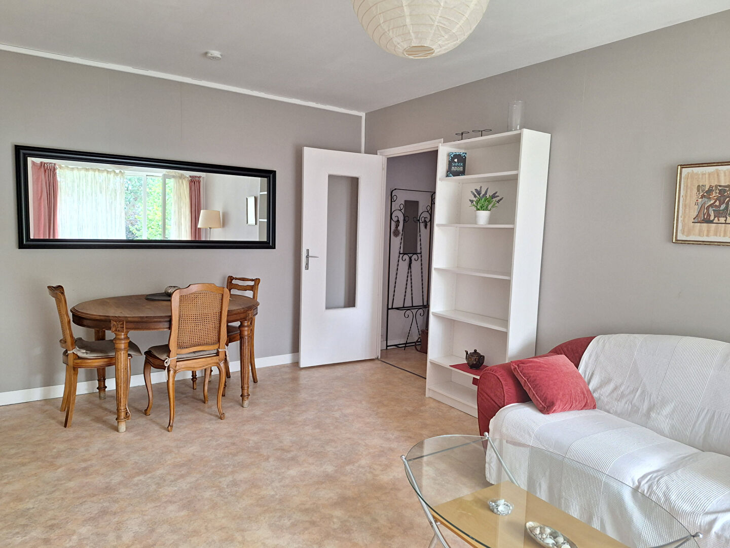 LOCATION ETUDIANTE SAINT MALO  PROCHE SAINT SERVAN Appartement  T2 meublé avec balcon, parking en sous-sol