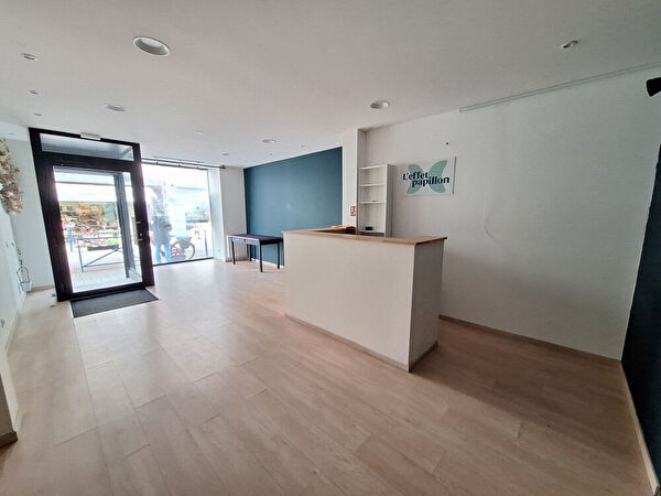 Location local-professionnel à Trelivan (22100)