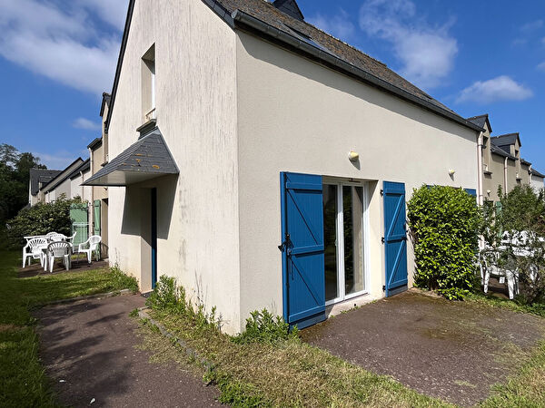 Vente par agence immobiliere à Saint jouan des guerets (35430)