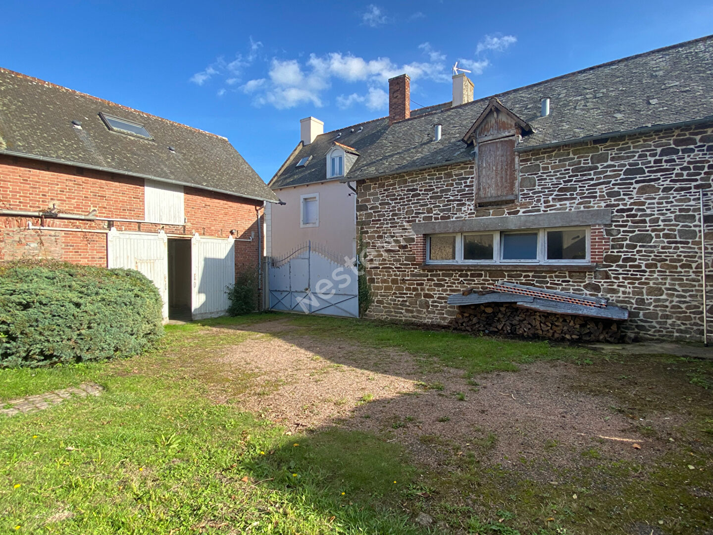 Maison avec dépendances aux portes de Saint Malo