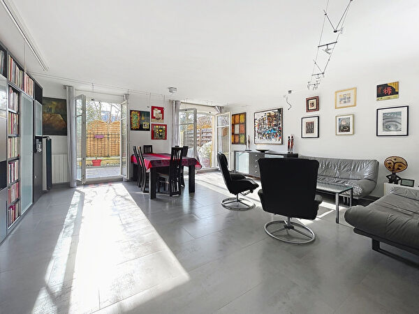 Vente par agence immobiliere à Versailles (78000)