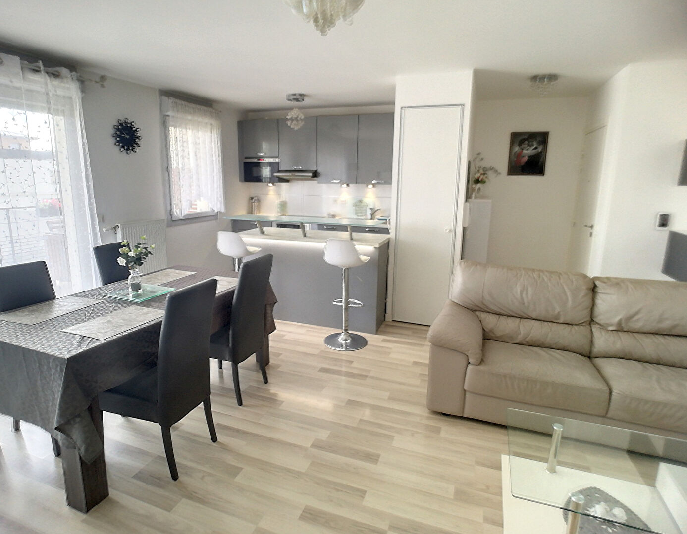 Le village, standing 2014, beau 3 pièces 66,4m² en étage avec terrasse