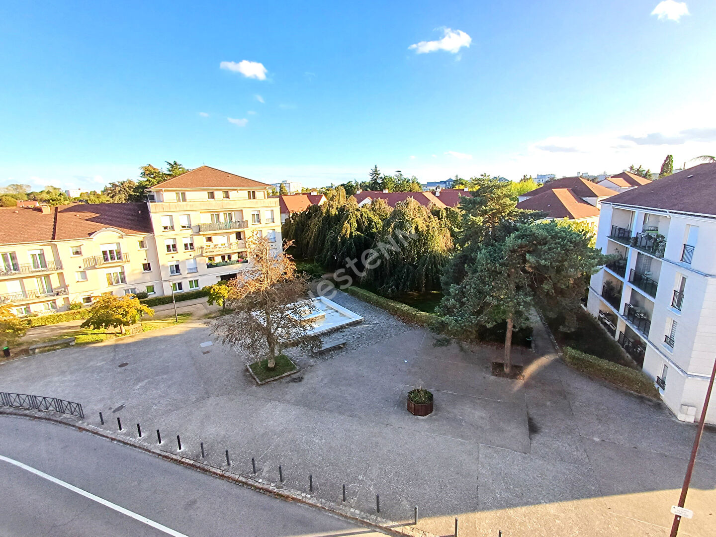 La Mare Jarry, superbe 4 pièces  duplex 117m² (99m² h) en roof top avec terrasse